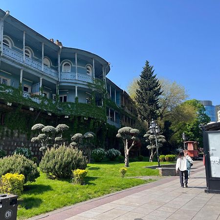 Apartment In Old Tbilisi Orbeliani Square Exteriör bild