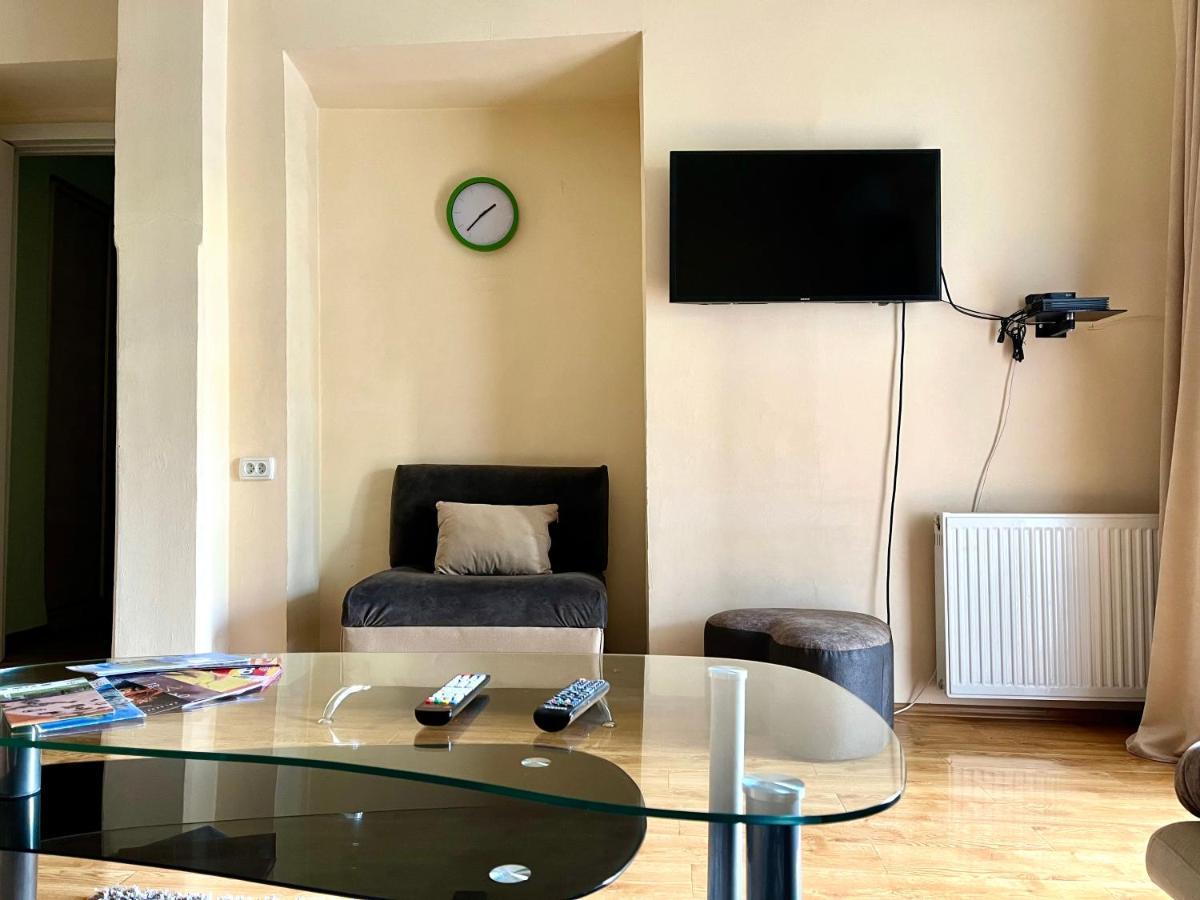 Apartment In Old Tbilisi Orbeliani Square Exteriör bild